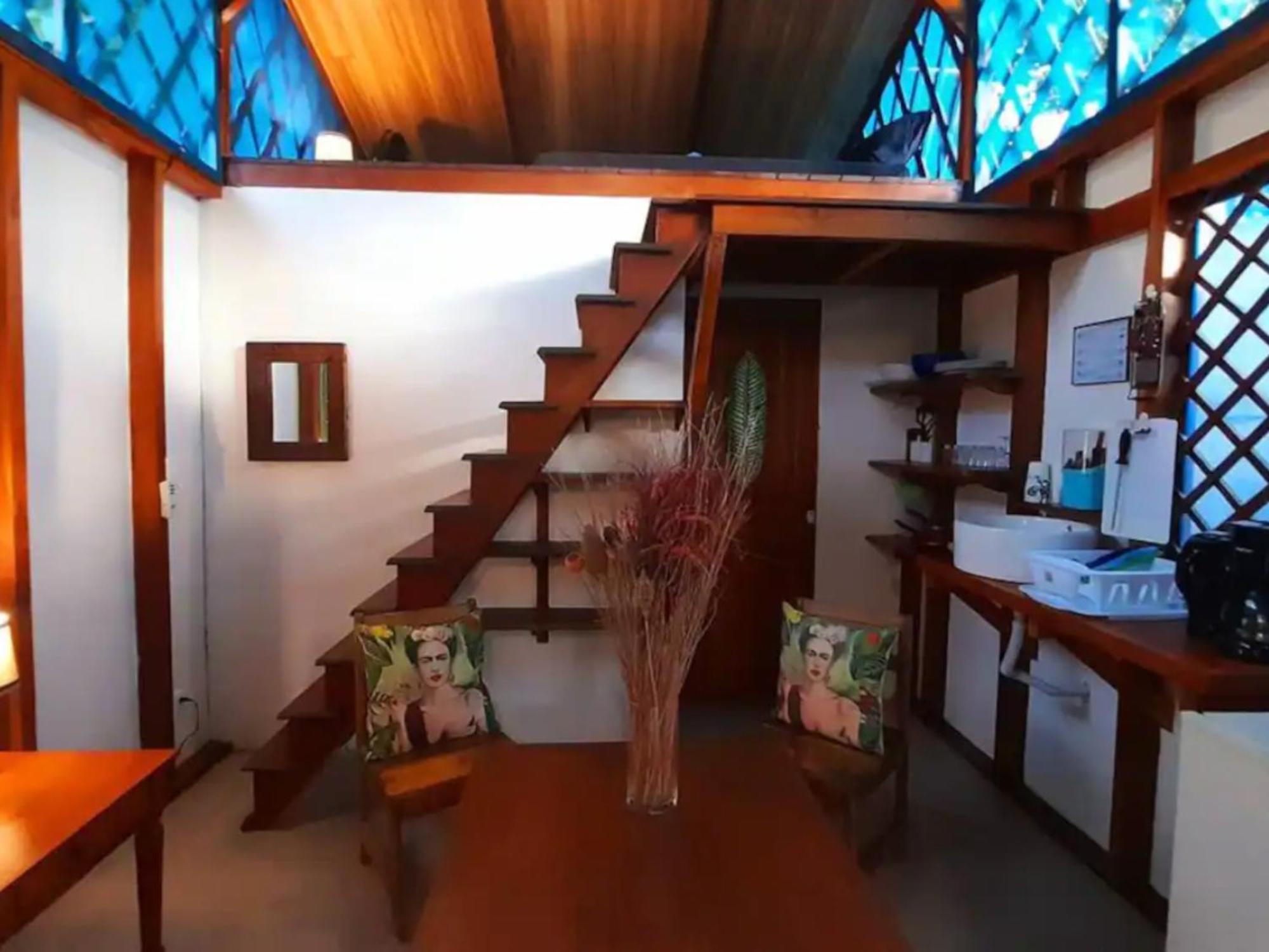Casa Blanca Beachfront House With Shared Pool Access Pangea Lodge Manzanillo  Eksteriør billede